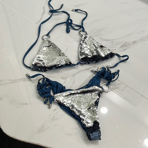 Beach Bunny swim bikini - Picture 1 of 4